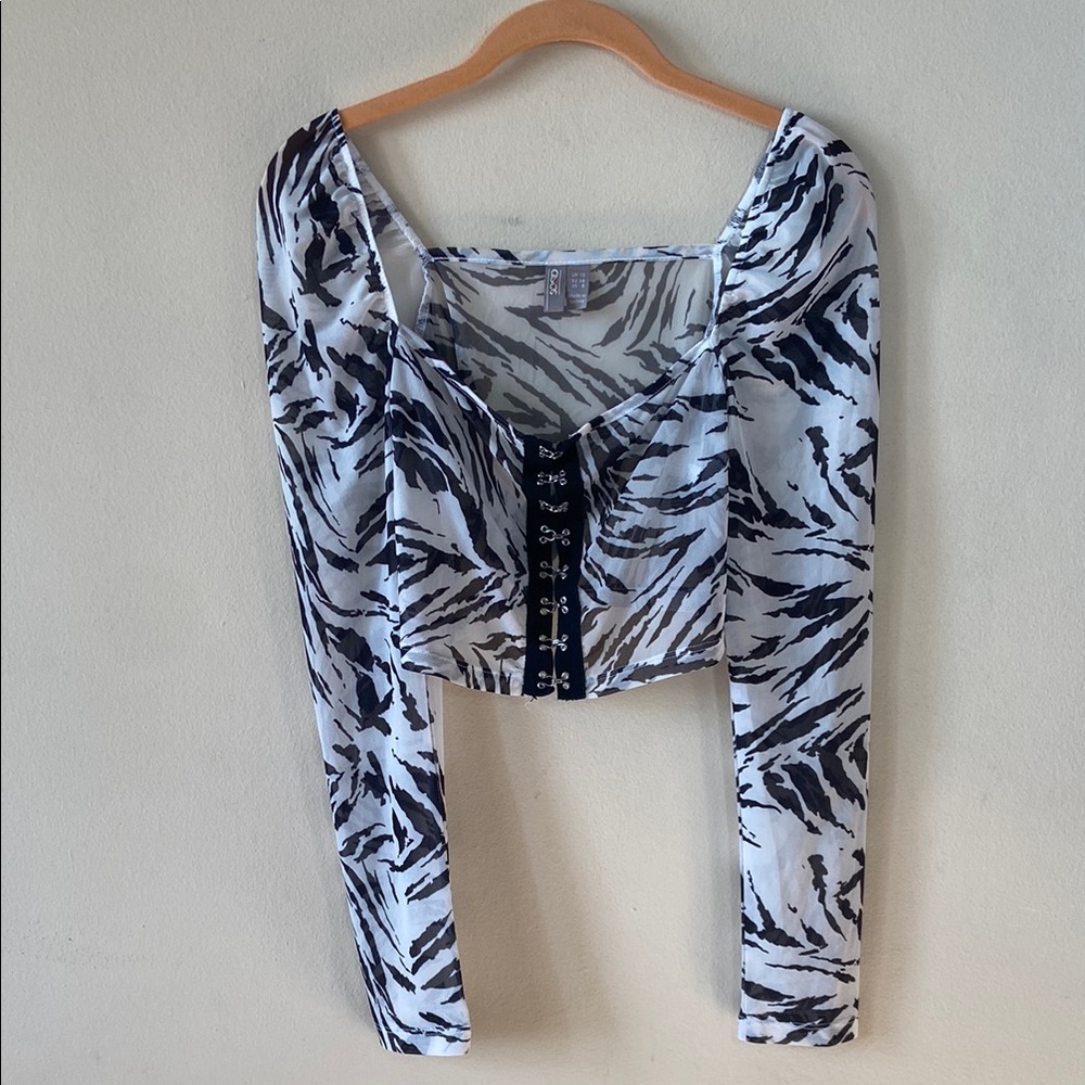 Asos Black & White Sheer See Thru Mesh Zebra Print Crop Top Women's 6 Trendy